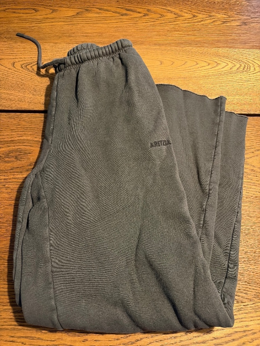 2XS Aritzia sweat fleece MegaFit